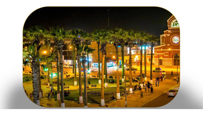 Vista nocturna de Chincha